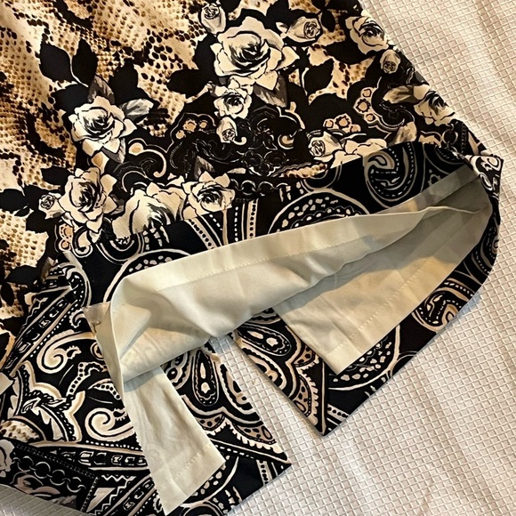 White House Black Market floral snakeskin Skirt Sz 00 - Picture 5 of 12